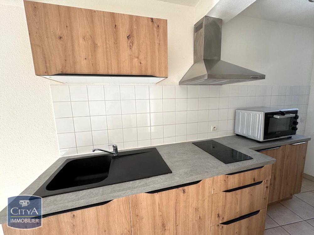 À LOUER : Charmant appartement T3 situé au coeur de Carca....