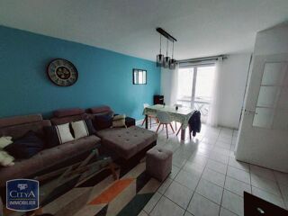 Appartement à louer 3 pièces 65 m²