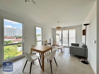  Appartement à louer 3 pièces 62 m²