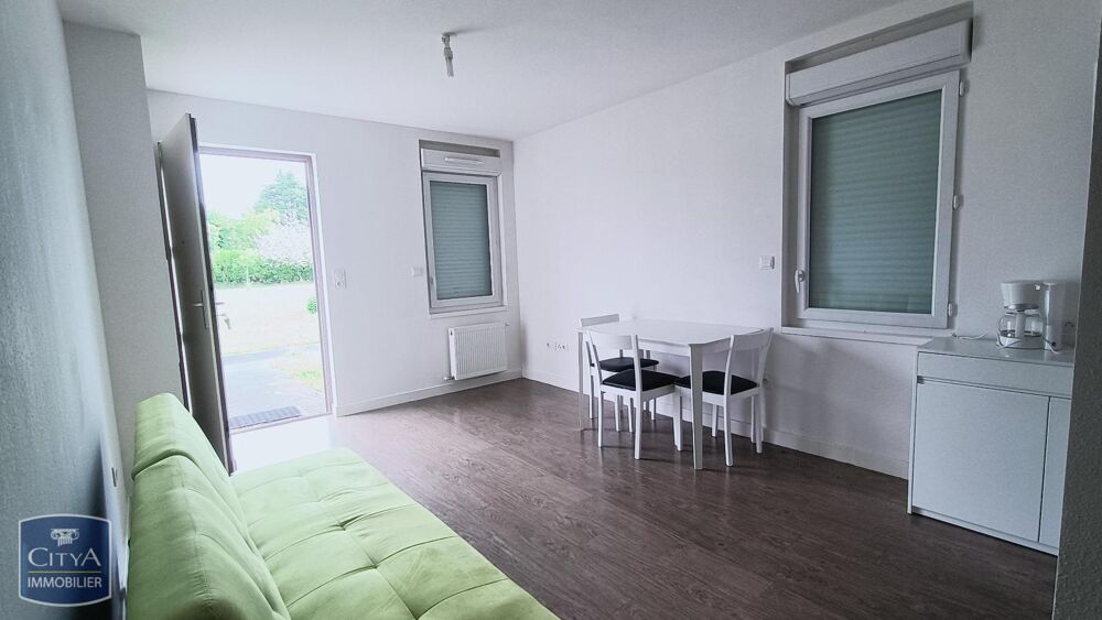 À LOUER : Appartement T4 situé à Buzancais, dans le dépa....