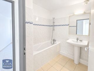  Appartement à louer 3 pièces 69 m²