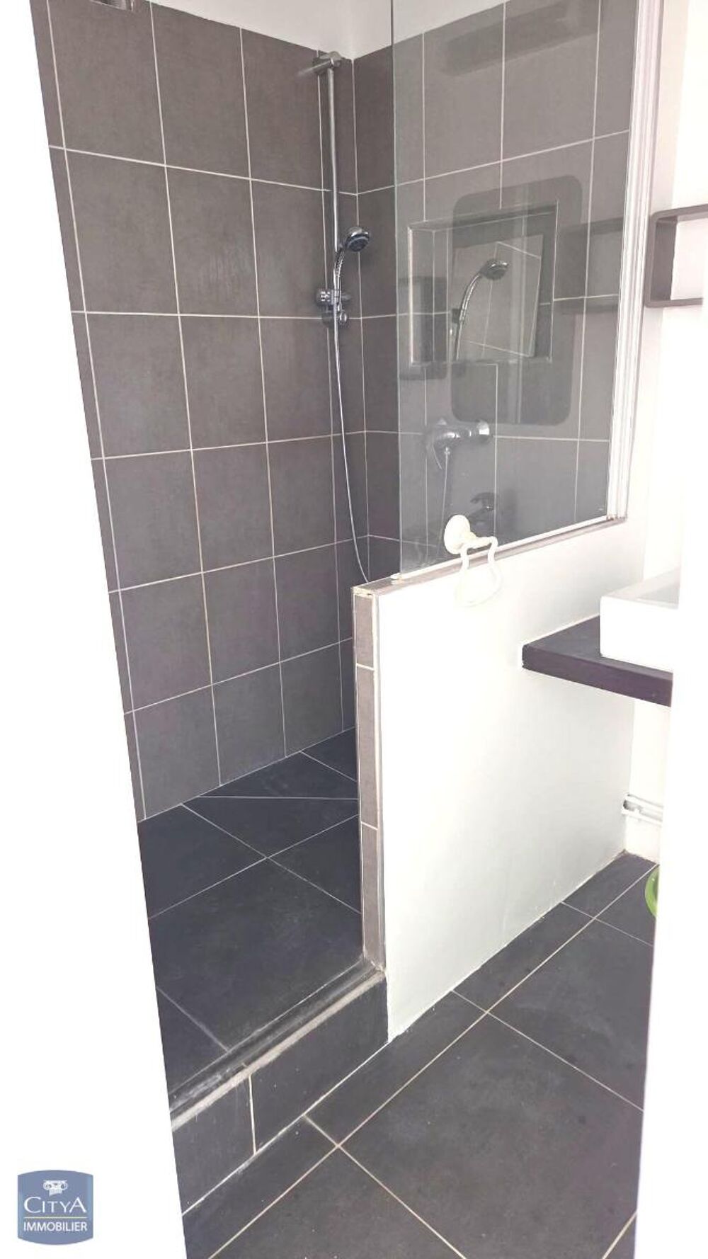 location Appartement - 2 pièce(s) - 41 m² Clichy (92110)