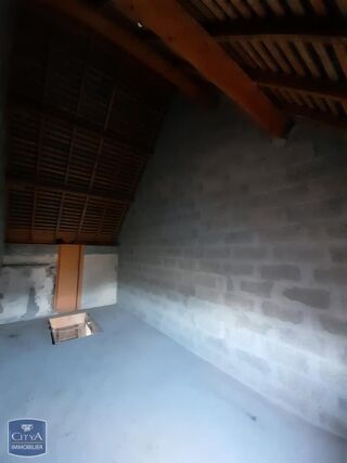  Parking / Garage � louer 