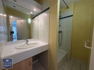  Appartement à louer 3 pièces 