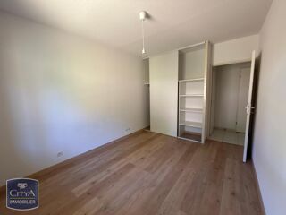  Appartement à louer 2 pièces 44 m²