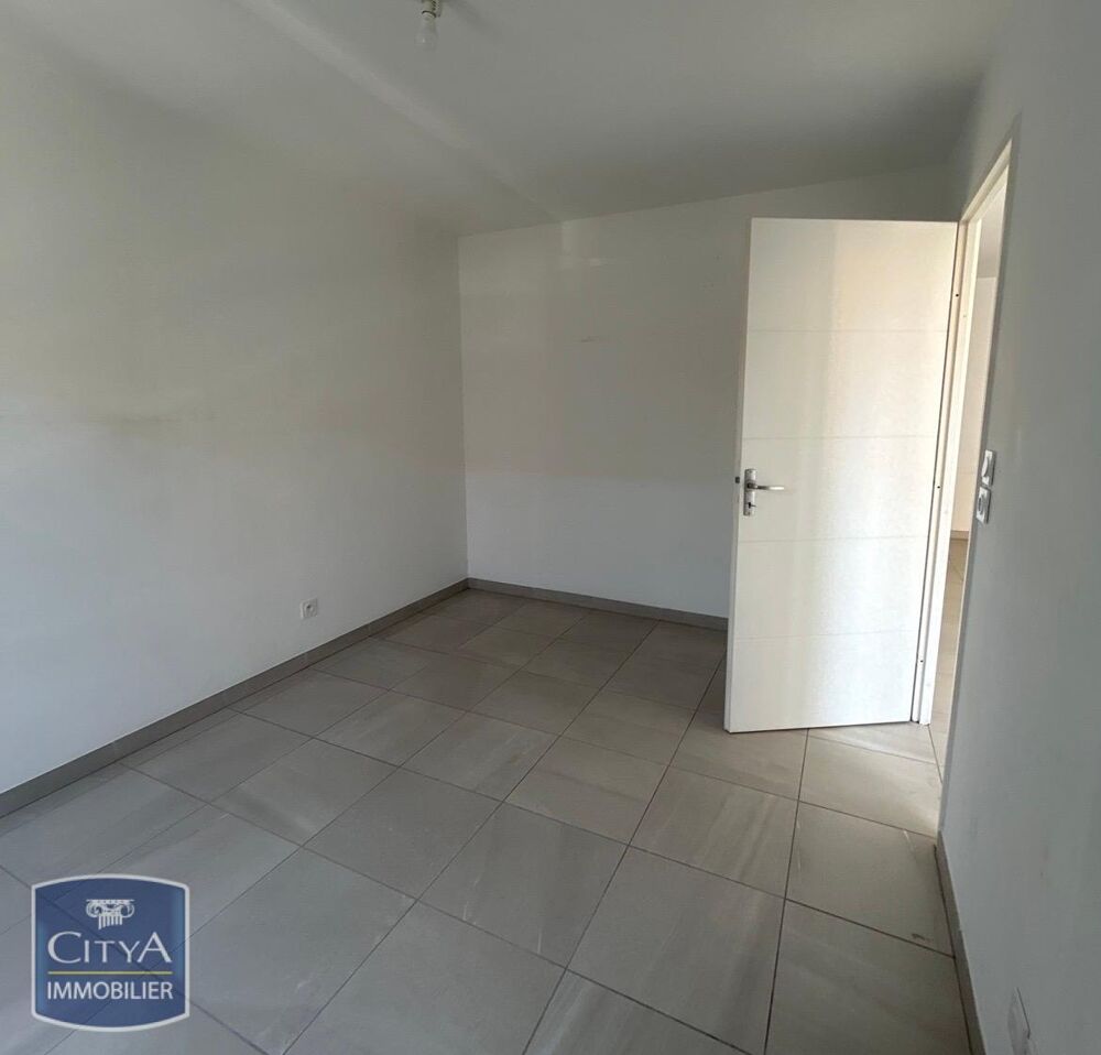 EXCLUSIVITÉ - APPARTEMENT 2 PIÈCES AVEC TERRASSE À louer....