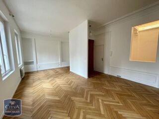  Appartement à louer 2 pièces 54 m²