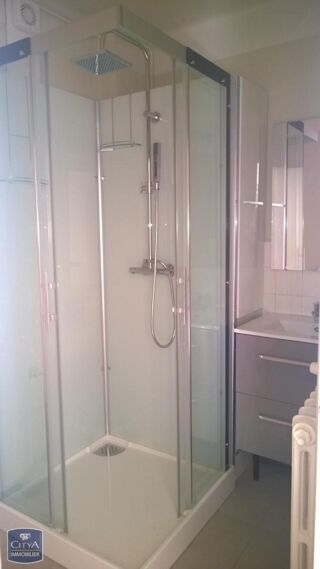  Appartement à louer 2 pièces 47 m²