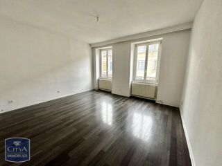  Appartement à louer 4 pièces 71 m²
