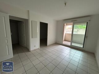  Appartement à louer 2 pièces 37 m²