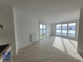  Appartement à louer 4 pièces 83 m²