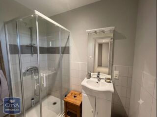  Maison à louer 5 pièces 138 m²
