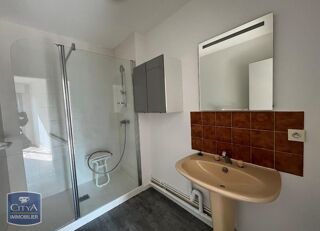  Appartement à louer 2 pièces 45 m²