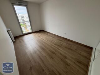  Appartement à louer 2 pièces 44 m²