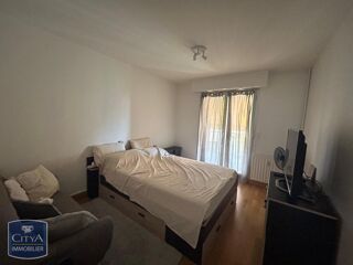  Appartement à louer 3 pièces 72 m²