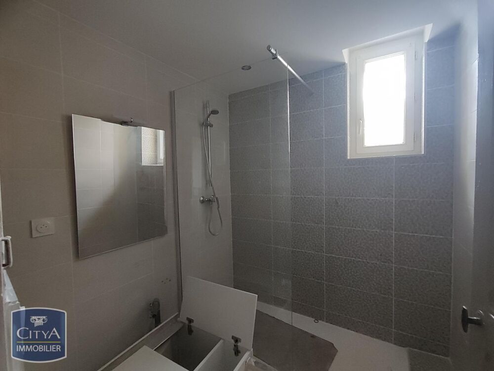 location Appartement - 4 pièce(s) - 74 m² Nîmes (30000)
