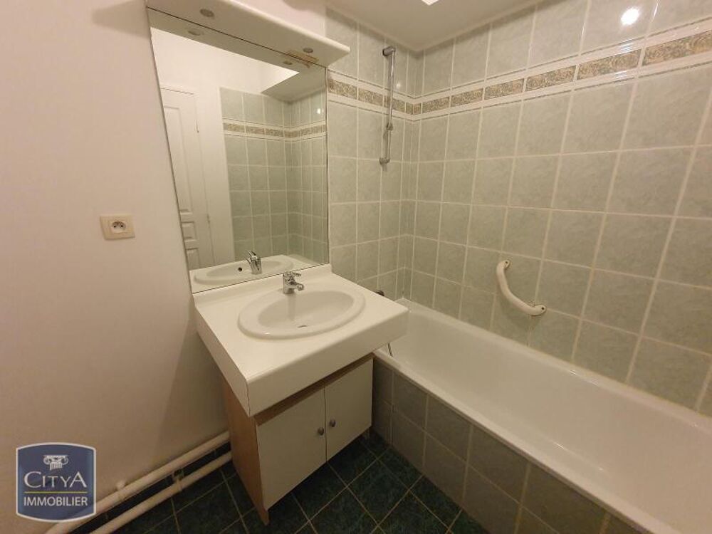location Appartement - 1 pièce(s) - 34 m² Neuville-sur-Saône (69250)