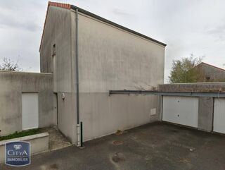  Appartement à louer 5 pièces 103 m²
