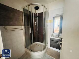  Appartement à louer 3 pièces 53 m²