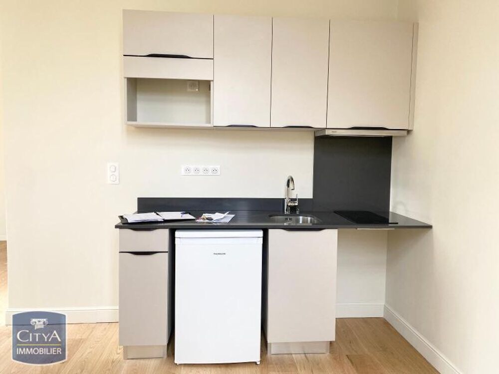 À LOUER : Appartement neuf T1 situé à Fontenay-le-Comte,....