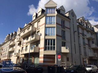 Parking / Garage à louer 