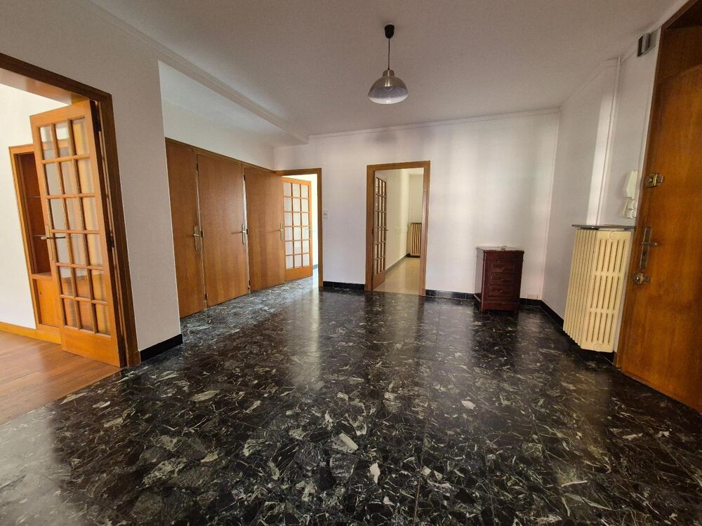 location Appartement - 4 pièce(s) - 165 m² Pont-de-Vaux (01190)