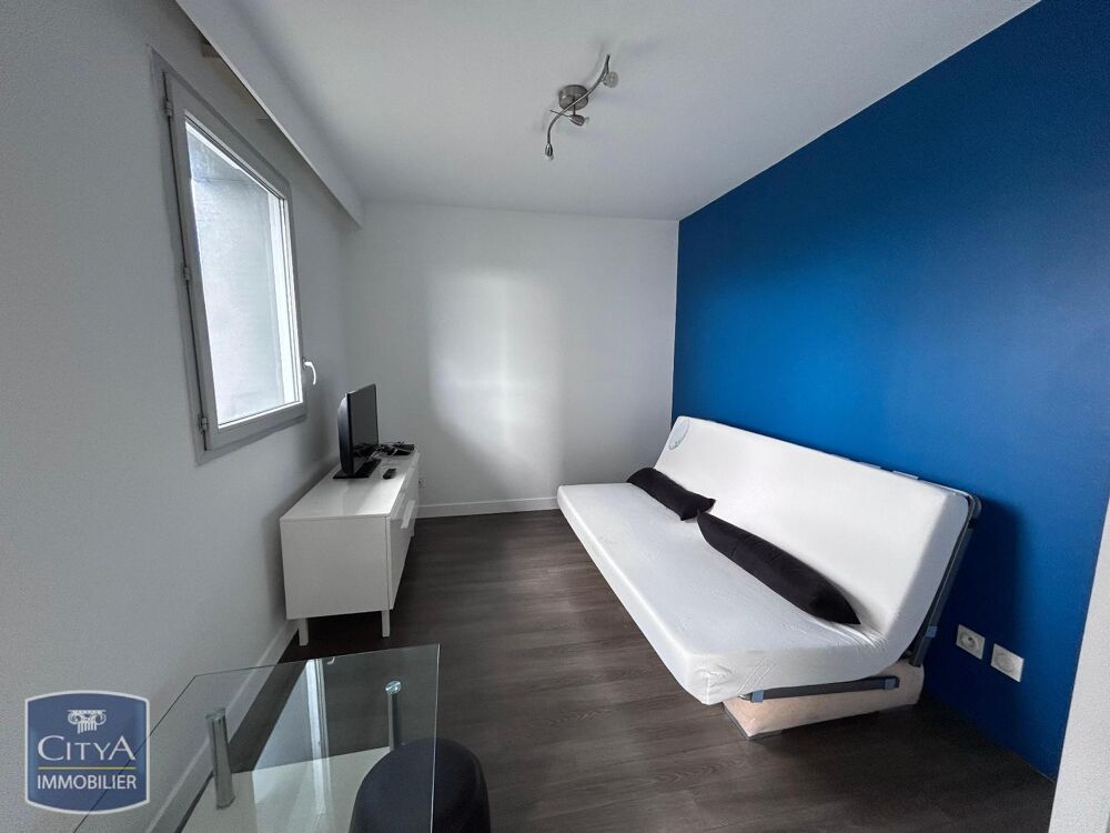 TOURS CENTRE / VERDUN Studio MEUBLE idéalement situé dan....
