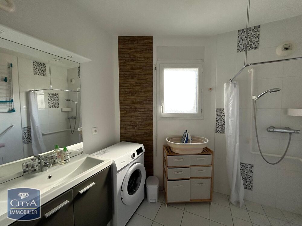 location Appartement - 2 pièce(s) - 47 m² Fleury-les-Aubrais (45400)