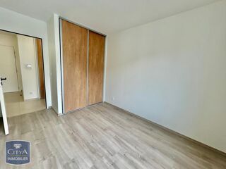  Appartement à louer 3 pièces 64 m²