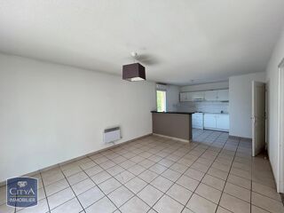  Appartement à louer 3 pièces 68 m²