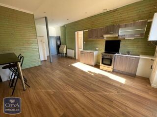  Appartement à louer 4 pièces 122 m²