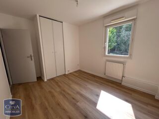  Maison à louer 5 pièces 97 m²