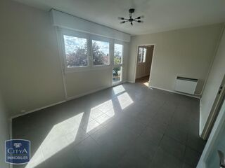  Appartement à louer 3 pièces 57 m²