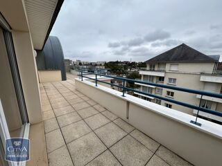  Appartement à louer 3 pièces 65 m²
