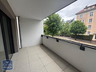  Appartement à louer 2 pièces 42 m²