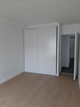  Appartement à louer 2 pièces 53 m²
