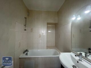  Appartement à louer 1 pièce 27 m²