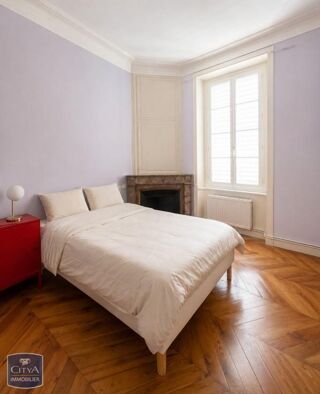  Appartement à louer 4 pièces 96 m²