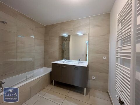  Appartement � louer 4 pi�ces 83 m�