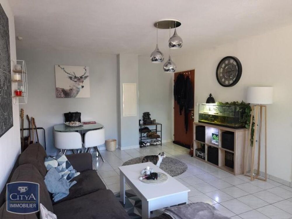 EXCLUSIVITÉ - AVENUE GEORGES CLEMENCEAU - ST AVOLD - T3....