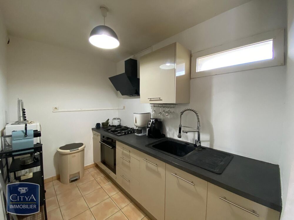 location Appartement - 2 pièce(s) - 46 m² Sainte-Marie (97438)