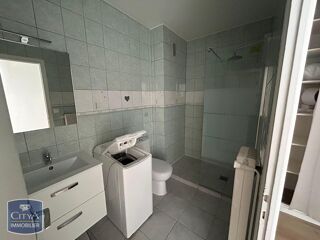  Appartement à louer 1 pièce 32 m²