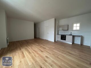  Appartement � louer 4 pi�ces 89 m� Angers