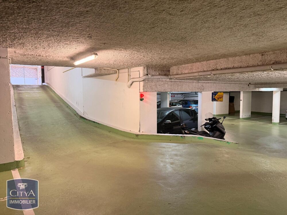 location Parking / Garage Paris 7