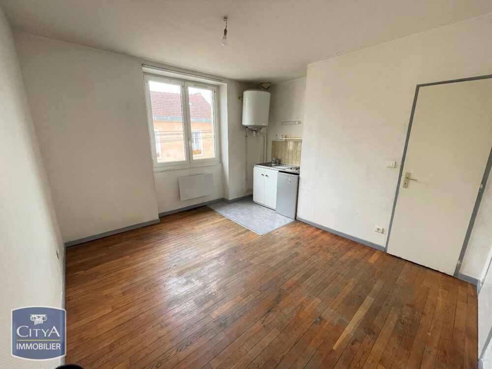 Port Du Canal - À LOUER : Appartement ancien T1 situé da....