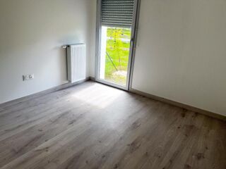  Appartement à louer 3 pièces 64 m²