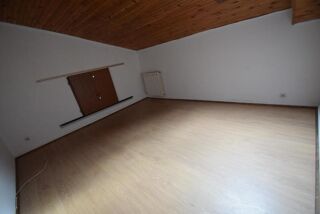  Appartement à louer 3 pièces 66 m²