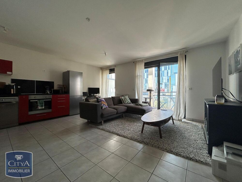 À LOUER : Appartement T3 à Saint-Étienne, situé dans un ....
