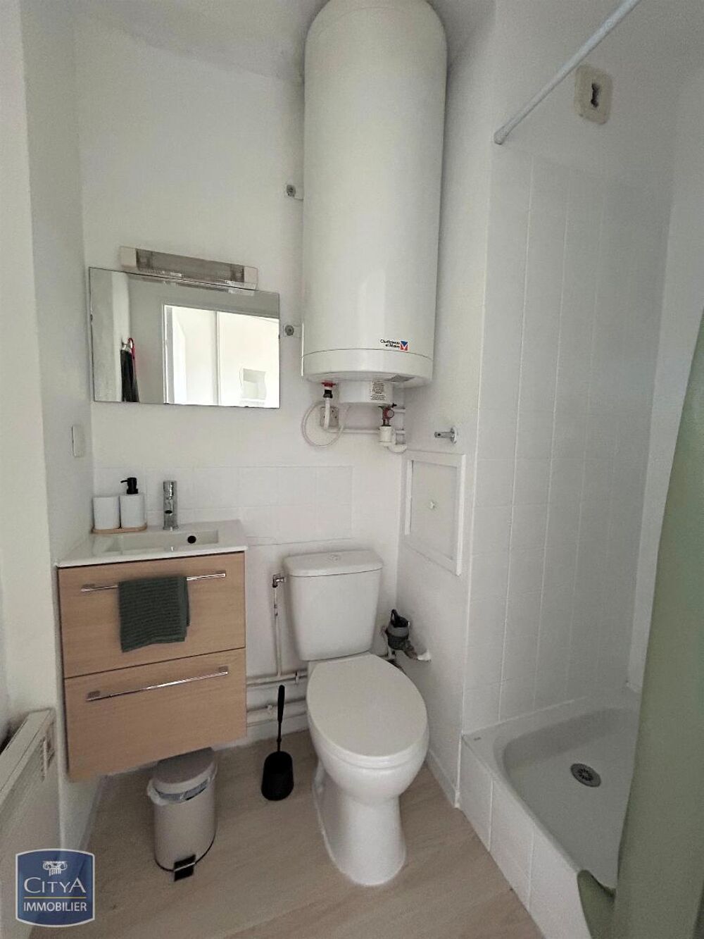 location Appartement - 1 pièce(s) - 19 m² Lyon 8