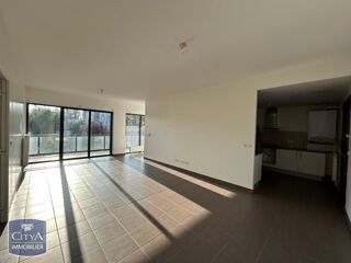  Appartement � louer 4 pi�ces 110 m�